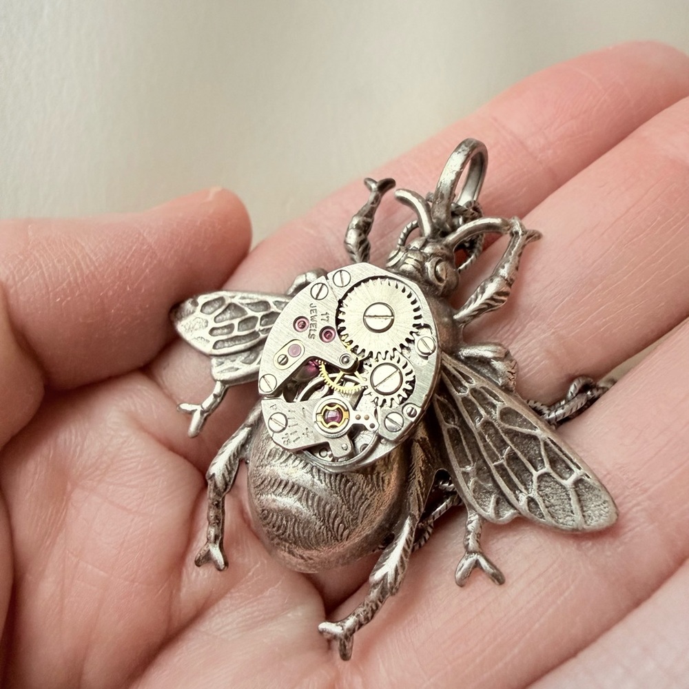 Handmade Mechanical Bee Necklace